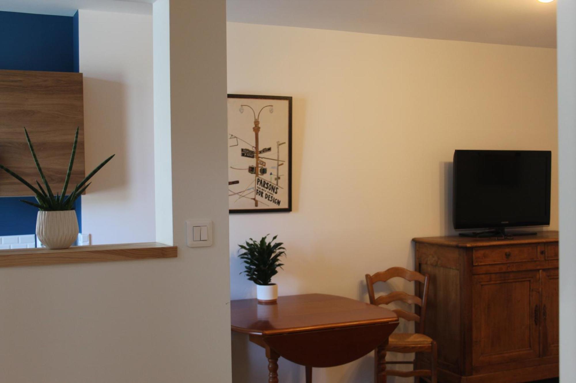 Comfortable Village Apartment In Barbieres With Access To Large Garden With Beautiful Views Екстер'єр фото